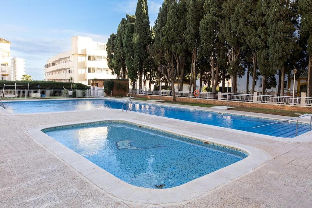 Enjoy La Carihuela Beach At 4 Min.Terrace & Pool. Τορρεμολίνος Εξωτερικό φωτογραφία