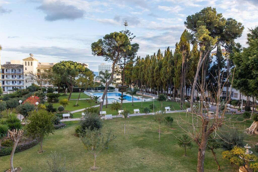 Enjoy La Carihuela Beach At 4 Min.Terrace & Pool. Τορρεμολίνος Εξωτερικό φωτογραφία